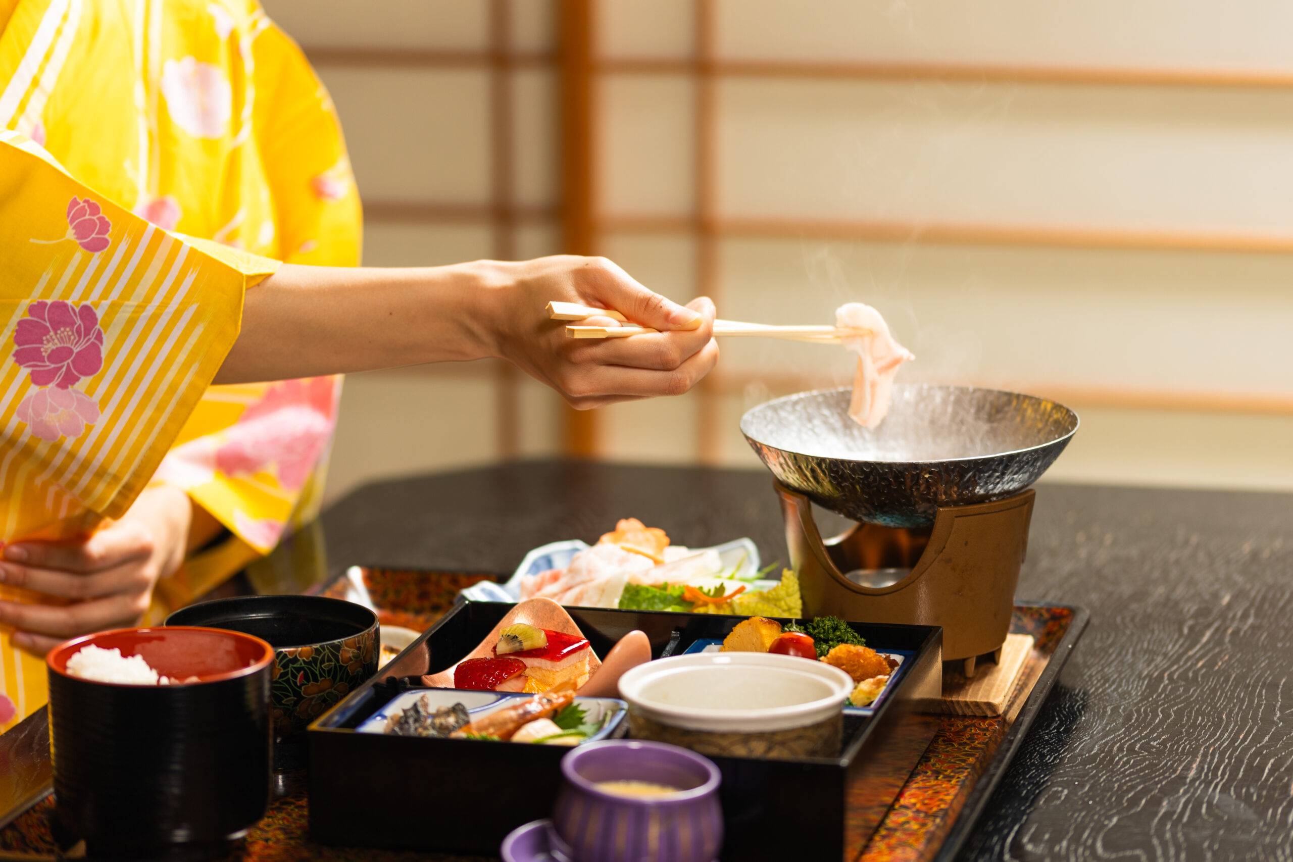 【期間限定】1000円オフクーポン！春休みを迎える高校生以上の学生の皆さまへ🌸のアイキャッチ画像